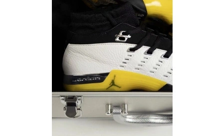 Jordan 17 Low “Lightning” Air 0829